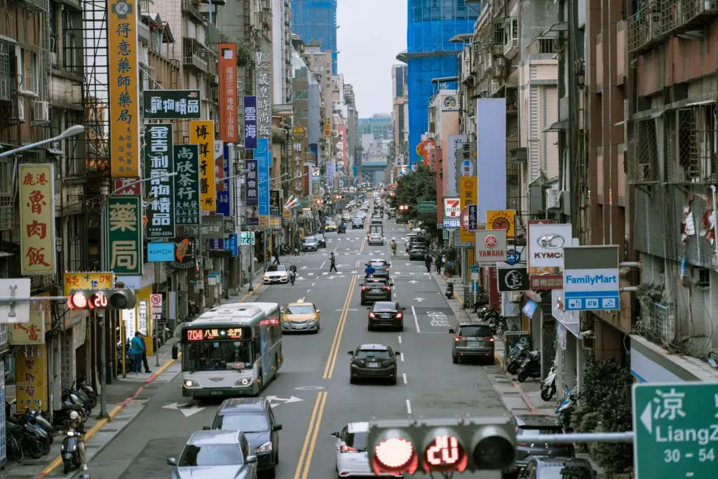2025年木材贸易服务行业政策变动对板材供应链的影响分析
